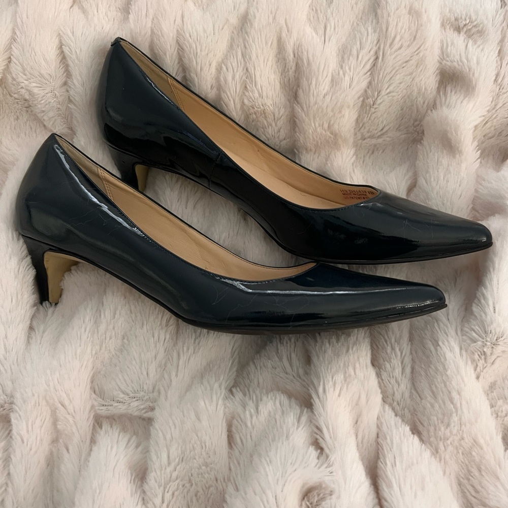 COLE HAAN Kitten heel pumps
